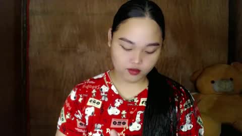 Snapshot of urasian_hotchix69 chatting on February 24, 2025, 6:47 pm Lycah online show from February 24, 2025, 6:47 pm