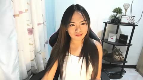 Snapshot of urasian_ivana_alawi chatting on January 21, 2025, 7:28 pm IVANA and ALEXIA online show from January 21, 2025, 7:28 pm