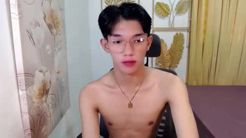 urasian_john20 online show from March 1, 2026, 12:34 am