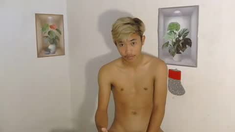 urasian_jomarie online show from March 13, 2026, 10:27 pm