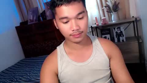 Snapshot of urasian_jpxx chatting on June 15, 2026, 1:35 pm JAMES online show from June 15, 2026, 1:35 pm