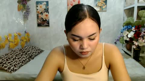 Snapshot of urasian_kat chatting on June 19, 2026, 12:53 pm urasian_kat online show from June 19, 2026, 12:53 pm