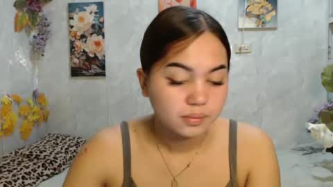Snapshot of urasian_kat chatting on June 27, 2026, 7:30 pm urasian_kat online show from June 27, 2026, 7:30 pm