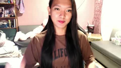 NEWRA  ALLISON online show from February 14, 2025, 12:03 pm