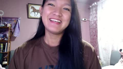 NEWRA  ALLISON online show from February 22, 2025, 11:57 pm