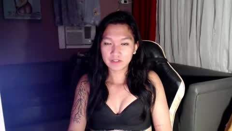 NEWRA  ALLISON online show from September 30, 2025, 4:23 pm