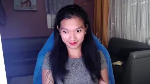 NEWRA  ALLISON online show from October 31, 2025, 8:10 pm