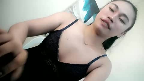 Alvie online show from May 26, 2026, 11:45 pm