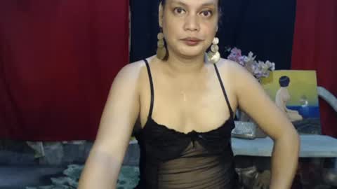 Snapshot of urasiandominaxx chatting on July 16, 2026, 11:49 am Diane online show from July 16, 2026, 11:49 am