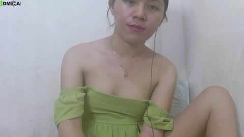 Snapshot of urasianlover69x chatting on December 9, 2024, 7:06 am rai online show from December 9, 2024, 7:06 am