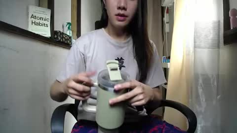 Snapshot of urasiantserika chatting on December 10, 2024, 2:27 am Erika online show from December 10, 2024, 2:27 am