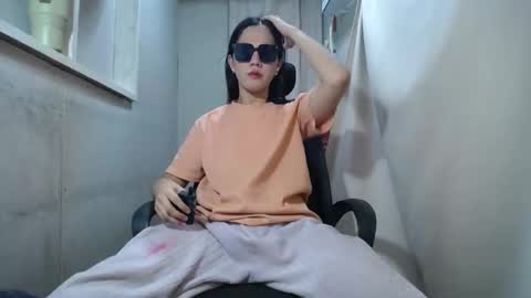 Snapshot of urasiantserika chatting on November 21, 2025, 5:22 pm Erika online show from November 21, 2025, 5:22 pm