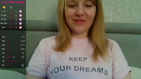 urbadkitty online show from December 2, 2024, 10:28 am