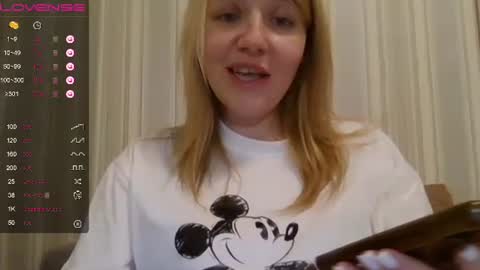 urbadkitty online show from March 1, 2025, 4:44 pm