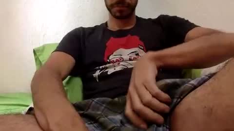 urbestbigdick online show from December 18, 2024, 6:46 pm