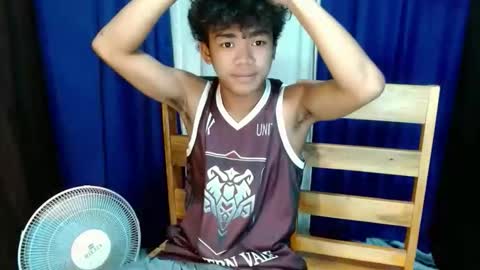 urboyvenz online show from March 25, 2026, 8:42 am