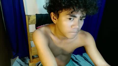 urboyvenz online show from March 26, 2026, 8:53 am