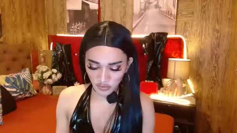 KENDALL online show from December 16, 2024, 2:05 pm