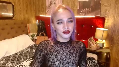 KENDALL online show from December 28, 2024, 6:50 pm