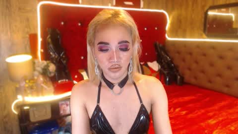 KENDALL online show from January 17, 2025, 1:24 pm