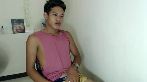 urdreamboy_clarin online show from November 17, 2025, 5:24 am