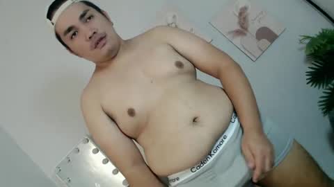 Snapshot of ure_fattytoy143 chatting on June 18, 2026, 9:14 am ure_fattytoy143 online show from June 18, 2026, 9:14 am