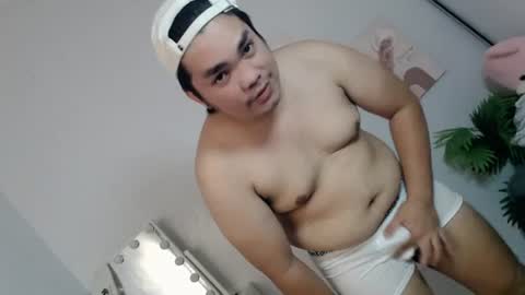 Snapshot of ure_fattytoy143 chatting on July 2, 2026, 5:02 am ure_fattytoy143 online show from July 2, 2026, 5:02 am