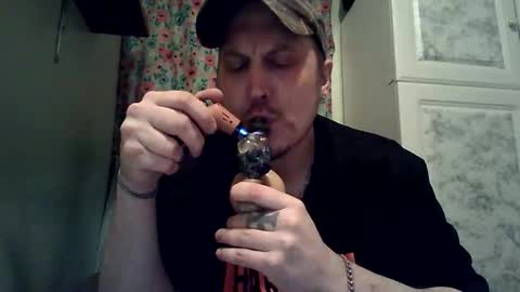 UrFavoriteJoeDirty69 online show from May 17, 2026, 5:38 am