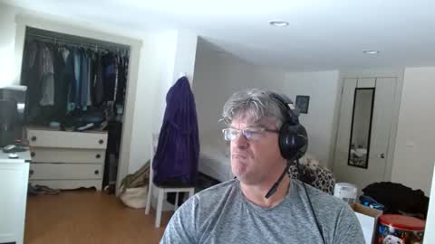 Gregor online show from March 3, 2025, 5:29 pm