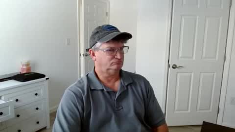 Gregor online show from December 5, 2025, 6:48 pm