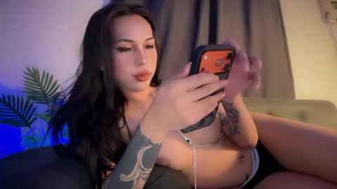 Snapshot of urgirl_nyx chatting on July 19, 2026, 12:58 am N Y X online show from July 19, 2026, 12:58 am