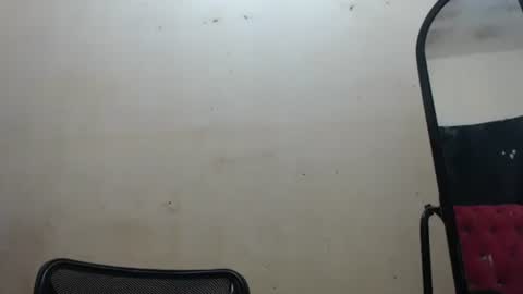 urgoddessleenie online show from March 11, 2026, 1:06 pm