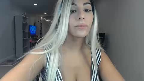 Snapshot of urgoddessmarla chatting on September 29, 2025, 1:55 am Goddess Marla online show from September 29, 2025, 1:55 am