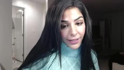 Snapshot of urgoddessmarla chatting on November 17, 2025, 4:18 am Goddess Marla online show from November 17, 2025, 4:18 am