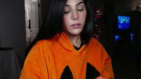 Snapshot of urgoddessmarla chatting on November 20, 2025, 3:50 am Goddess Marla online show from November 20, 2025, 3:50 am