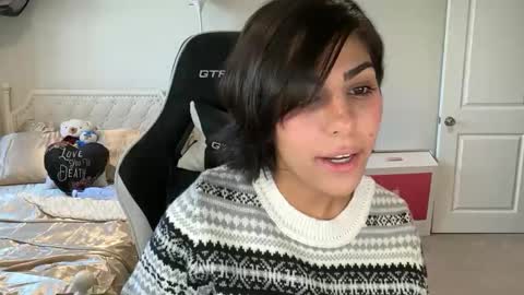 Snapshot of urgoddessmarla chatting on January 9, 2026, 4:10 pm Goddess Marla online show from January 9, 2026, 4:10 pm