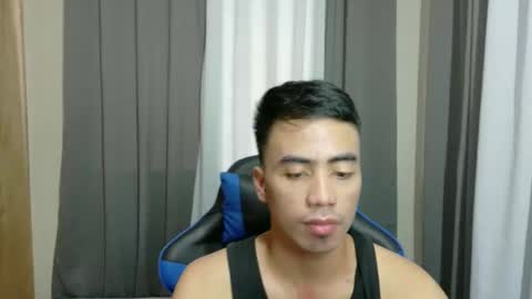 Snapshot of urguy_francis chatting on February 15, 2025, 8:33 am urguy_francis online show from February 15, 2025, 8:33 am