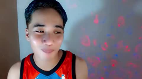 Snapshot of urguy_habibi chatting on June 1, 2026, 3:19 am Bib online show from June 1, 2026, 3:19 am