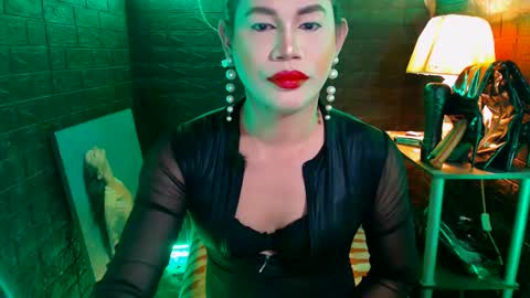 Snapshot of urhardcockqueenxxx chatting on January 6, 2025, 8:28 pm queen norelle online show from January 6, 2025, 8:28 pm