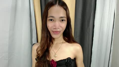 urhot_athena online show from June 18, 2026, 10:09 am