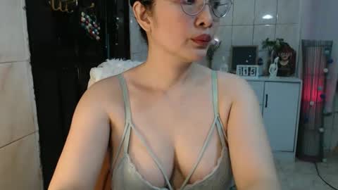 Snapshot of urhotmistress02 chatting on March 16, 2026, 2:06 am urhotmistress02 online show from March 16, 2026, 2:06 am