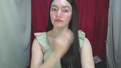 Katey online show from November 22, 2025, 7:18 am