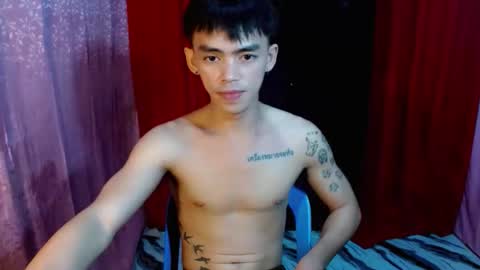 urhunky_boy online show from June 8, 2026, 3:34 pm