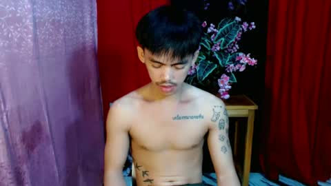 urhunky_boy online show from June 21, 2026, 9:17 pm