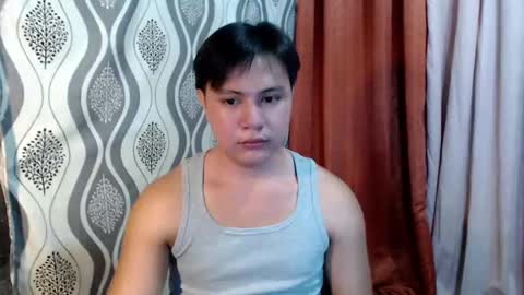 urhunky_ivan online show from January 6, 2025, 3:19 pm