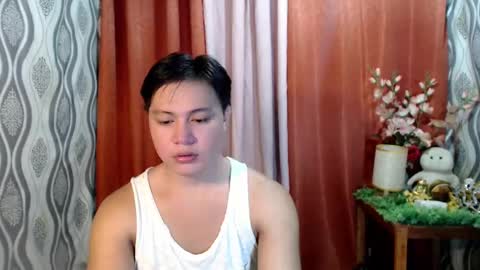 urhunky_ivan online show from January 11, 2025, 6:35 am