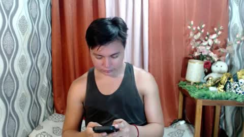 urhunky_ivan online show from February 8, 2025, 10:51 pm