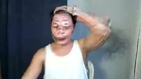 urhunky_ivan online show from March 6, 2025, 6:37 pm