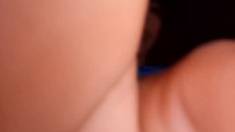 Uriel sgueme en ig  online show from January 4, 2025, 10:27 am