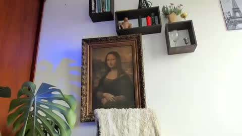 urimare_south online show from April 15, 2026, 7:58 pm